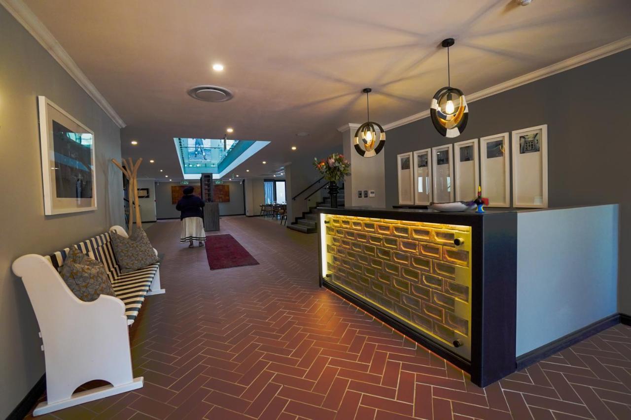 Sanctuary Mandela Hotel Johannesburg Exterior foto