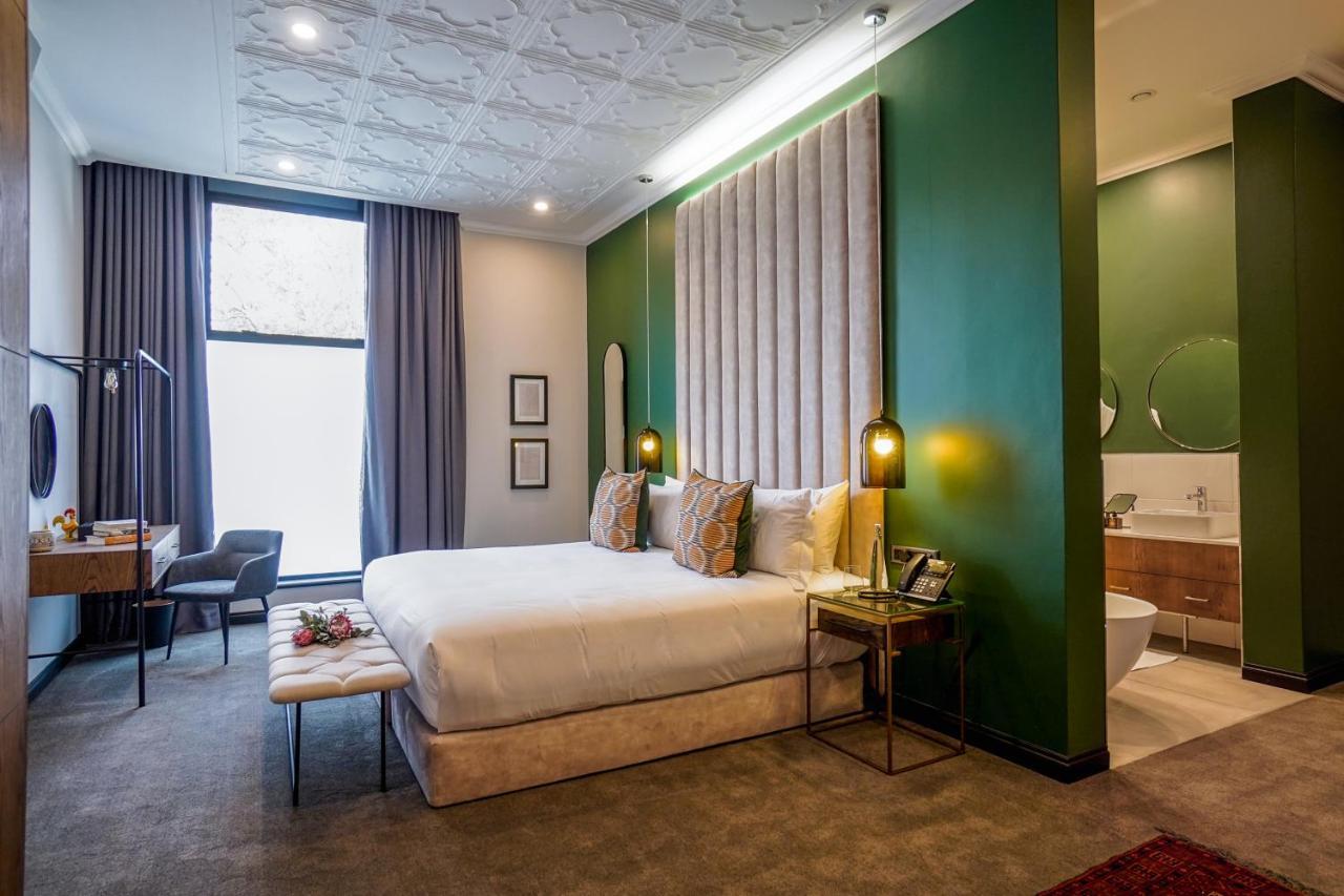 Sanctuary Mandela Hotel Johannesburg Exterior foto