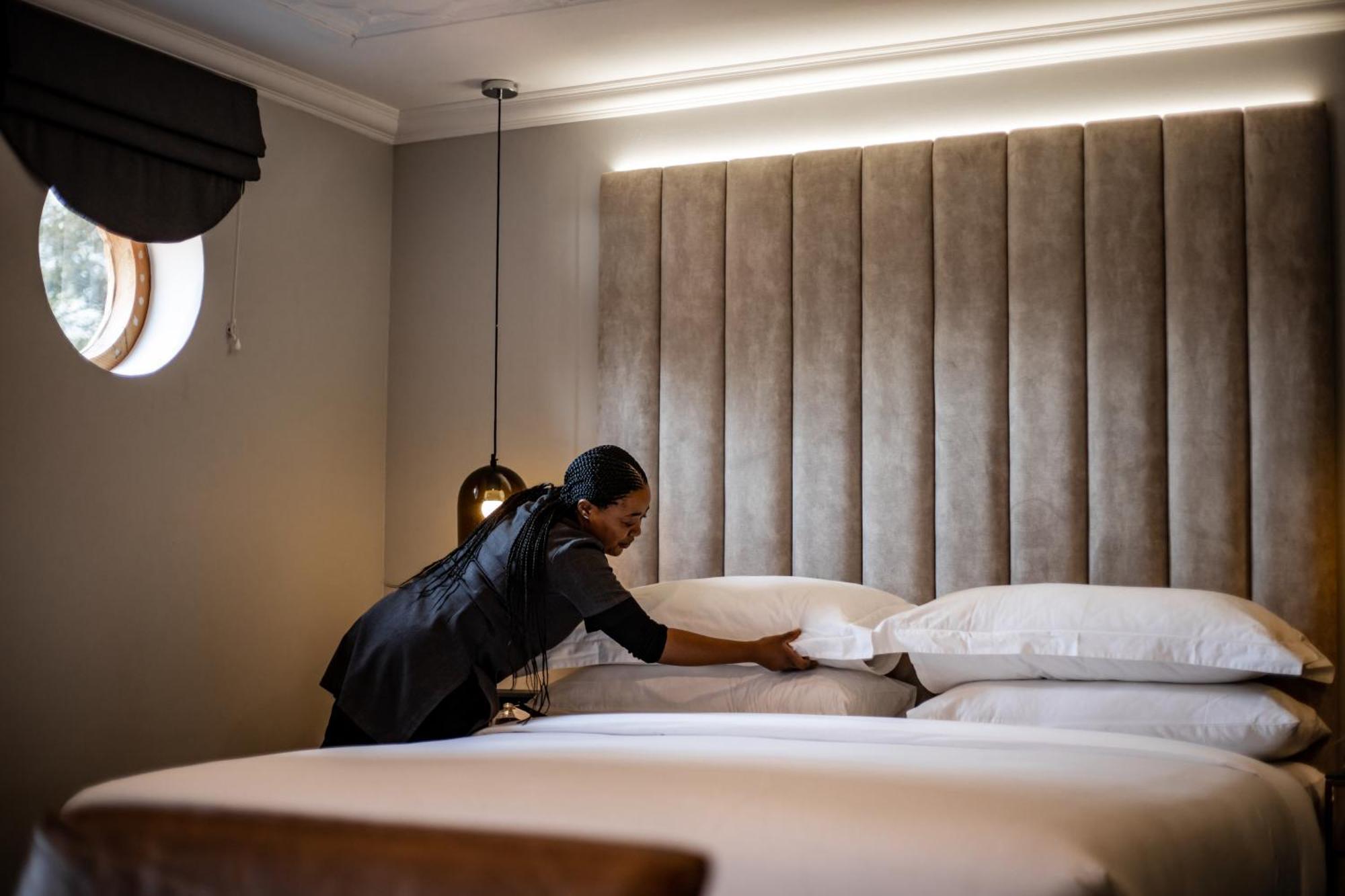 Sanctuary Mandela Hotel Johannesburg Exterior foto